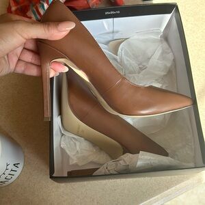 Nine West light brown leather Tatiana heels
